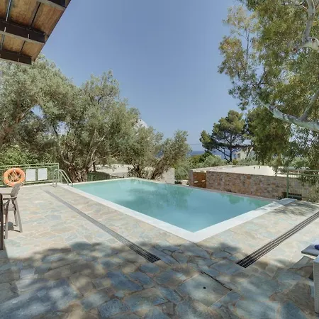 Ouzo Traditional House With Private Pool Plomari Exterior photo