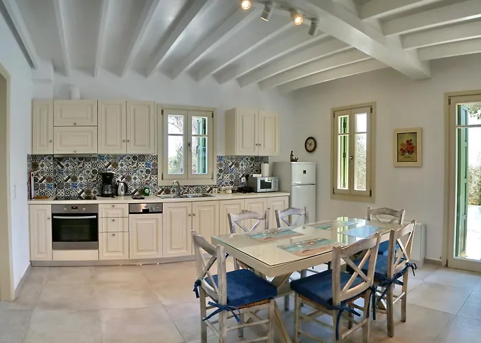 Ouzo Traditional House With Private Pool