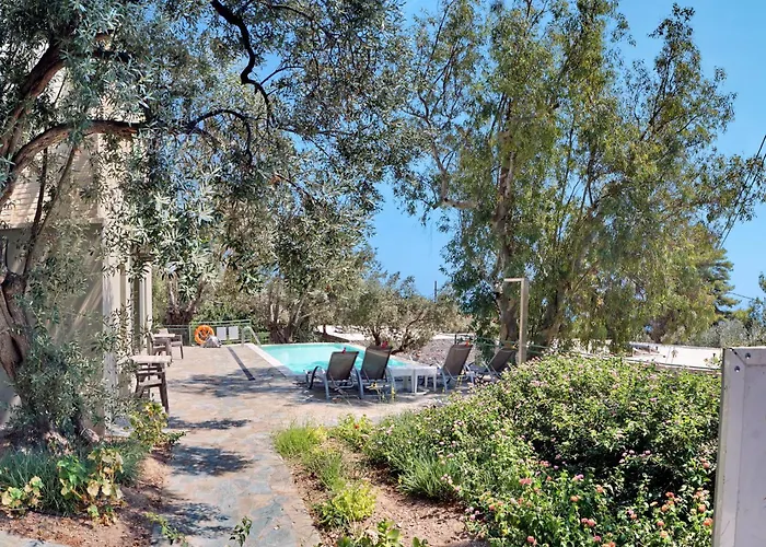 Ouzo Traditional House With Private Pool